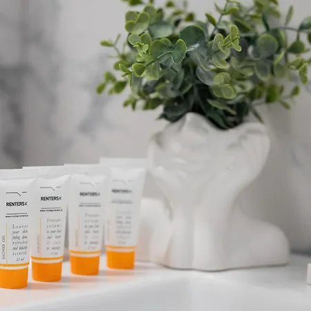 Wyjatkowy Z 1 Sypialnia Sierakowskiego By Renters Διαμέρισμα *