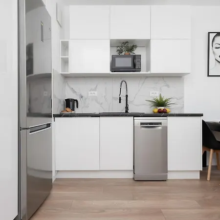 דירה Wyjatkowy Z 1 Sypialnia Sierakowskiego By Renters ורשה